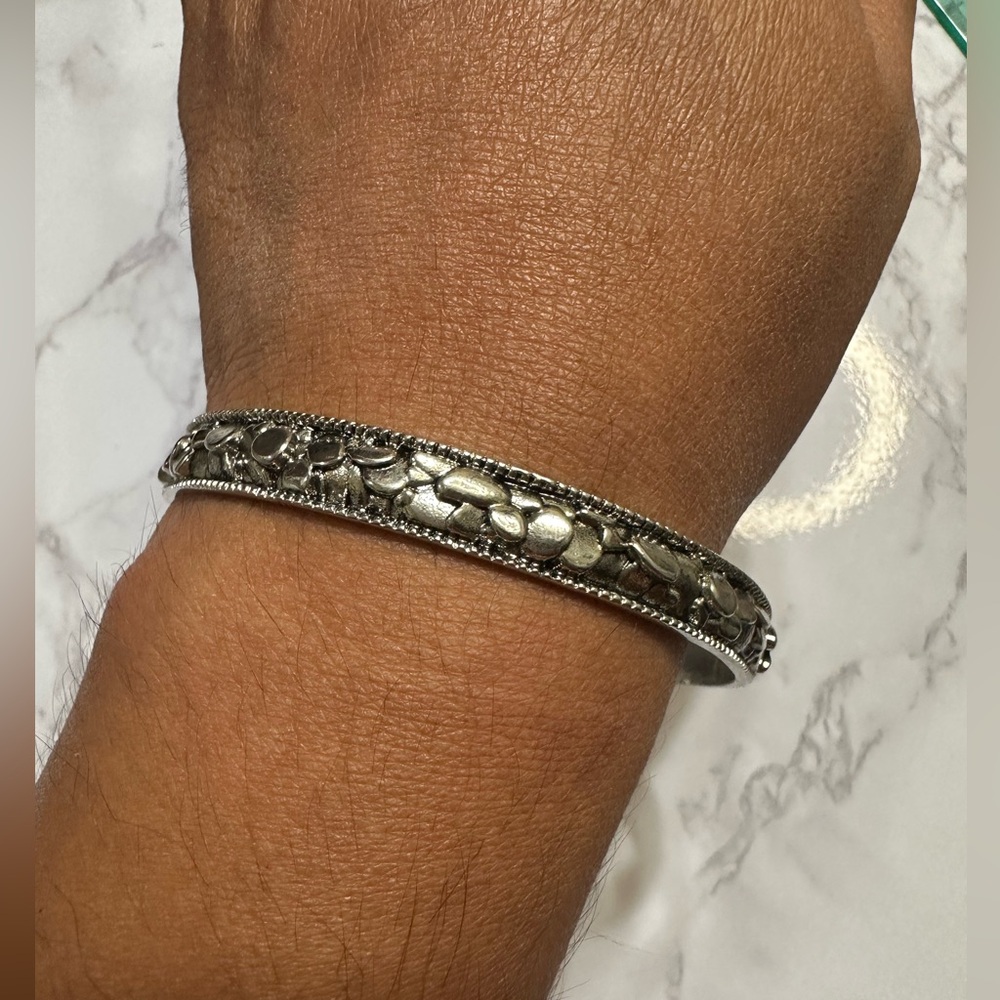 Belle Noel by Kim Kardashian Nugget Silver Tone Bangle Bracelet